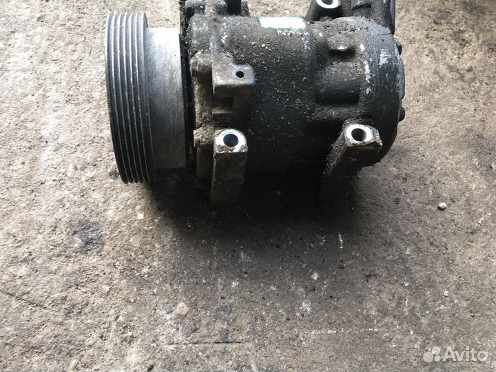 Компрессор кондиционера Рено