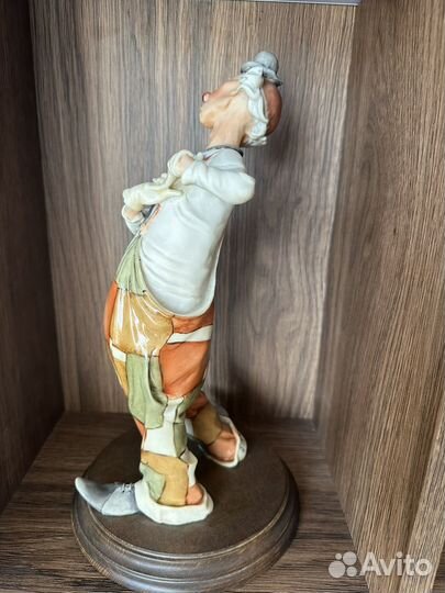 Статуэтка клоун Джузеппе Армани