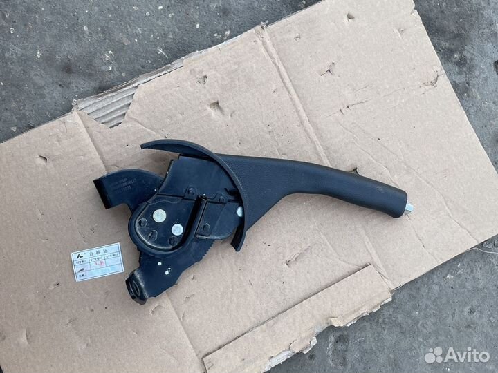 Рычаг стояночного тормоза ручник лифан солано 2