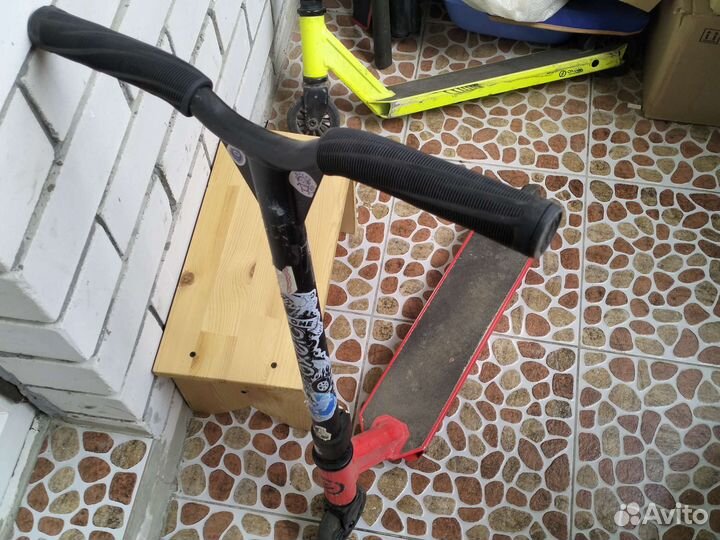 Трюковой самокат oxelo