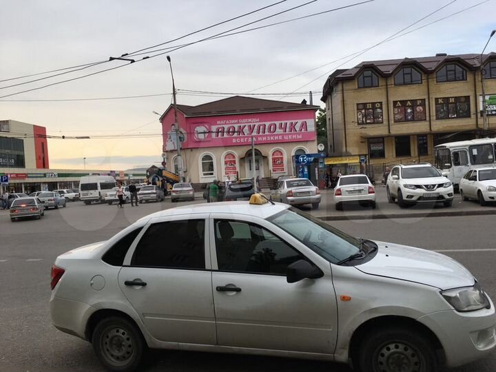 Торговая площадь, 350 м²