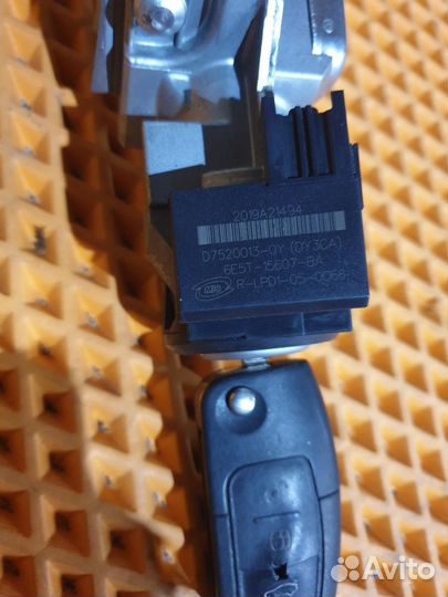 Замок зажигания Форд Фокус 2