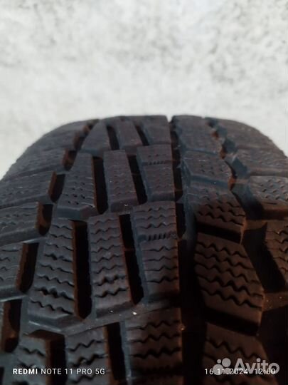 Bridgestone Blizzak Spike-01 205/55 R16 91T