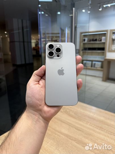 iPhone 15 Pro Max, 256 ГБ