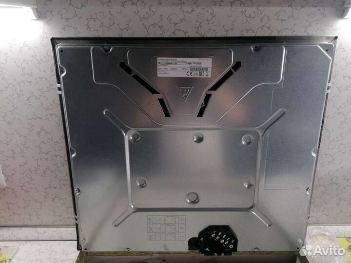 Продаю варочную панель Бош