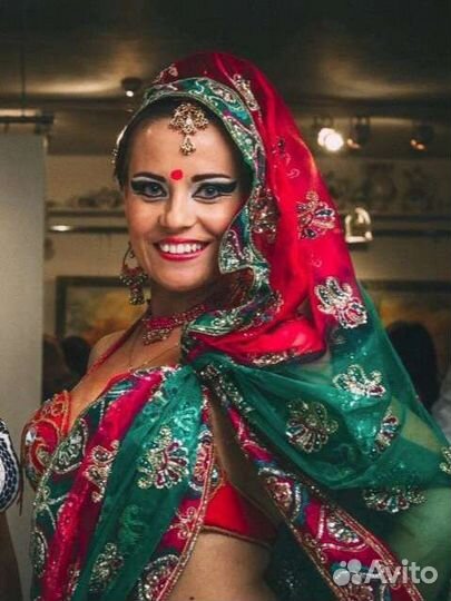 Индийские танцы на Ваш праздник