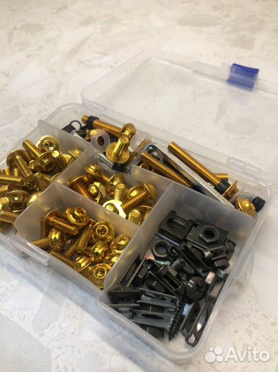 Комплект крепежа пластика для мотоцикла жёлтый