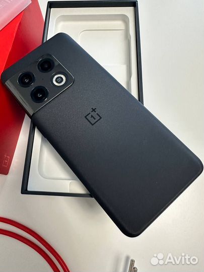 OnePlus 10 pro, 8/128 ГБ