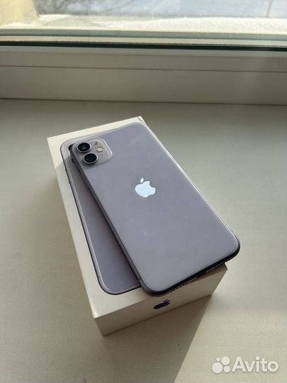 iPhone 11, 64 ГБ