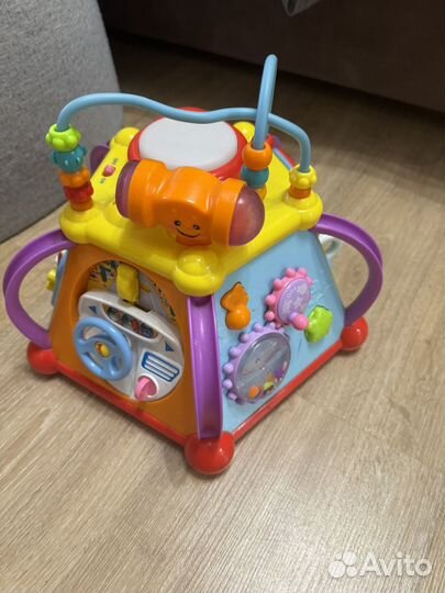 Развивающие игрушки бизиборд