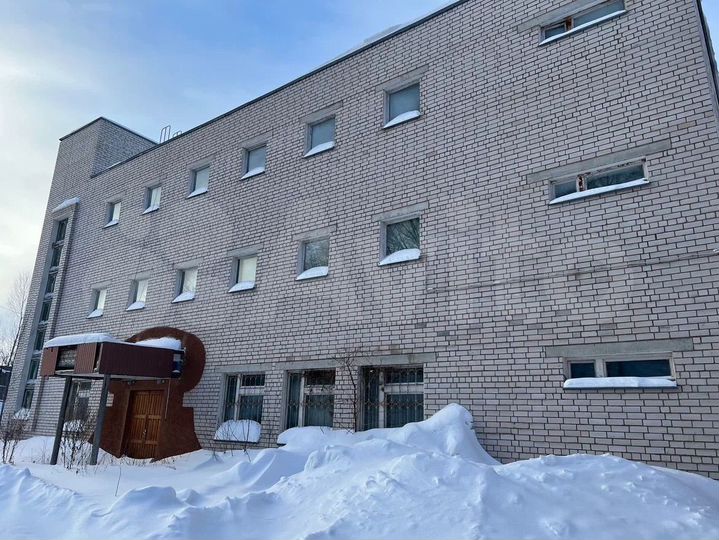 Здание, 15066.7 м²