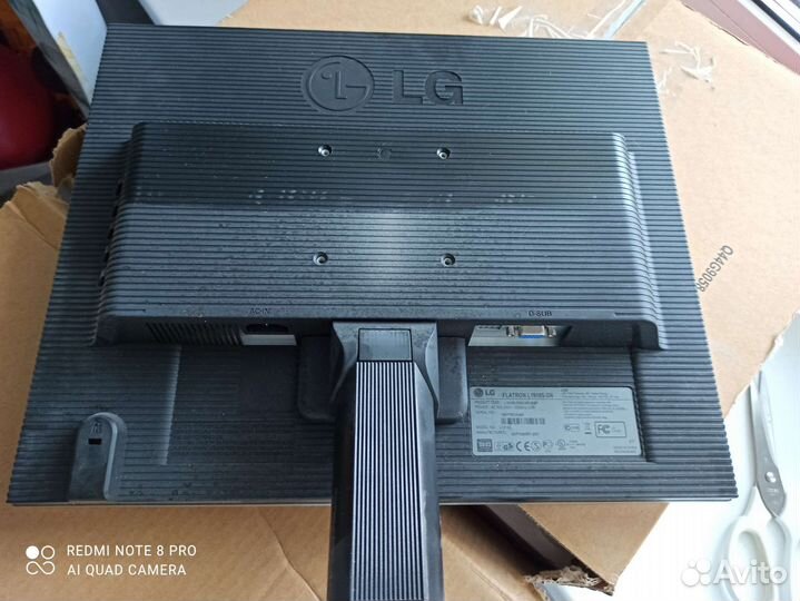 Монитор для компьютера LG flatron l1918s