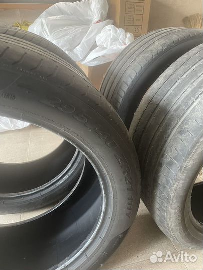 Pirelli P Zero 295/40 R21