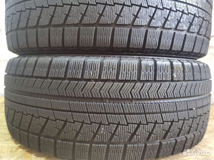 Bridgestone Blizzak VRX 225/55 R17 94H