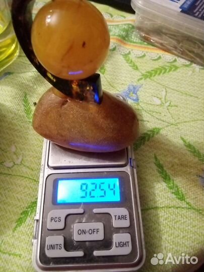 Янтарный глобус