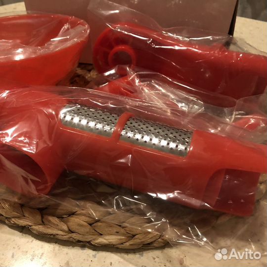 Томатодавилка