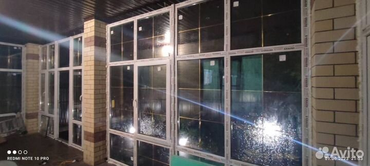 Пластиковые окна. Остекление