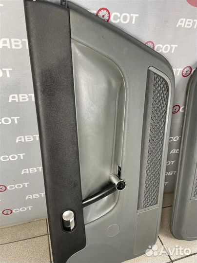 Дверные карты комплект Audi TT 8N (1999-2005г.в.)