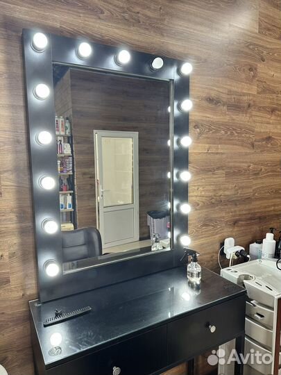 Гримерное зеркало