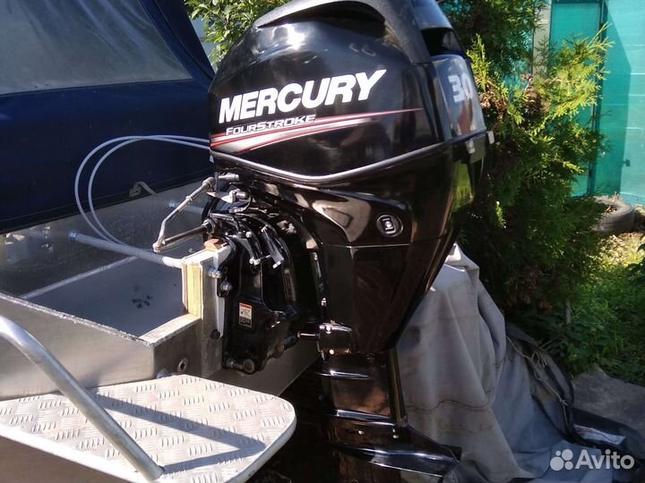 Лодочный мотор