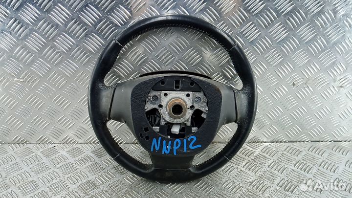 Рулевое колесо Nissan X-Trail
