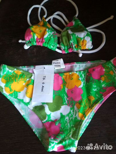 Купальник для девочки 122 новый