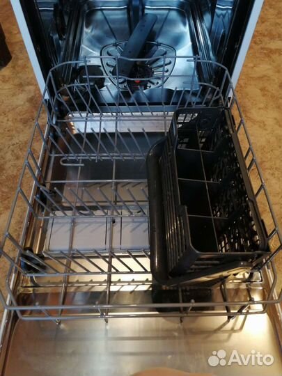 Посудомоечная машина Electrolux 45