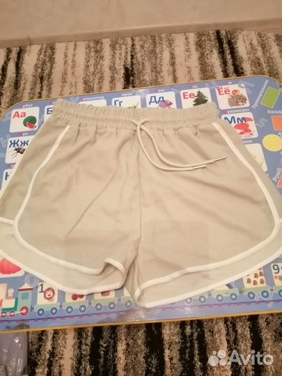 Шорты женские новые размер 44