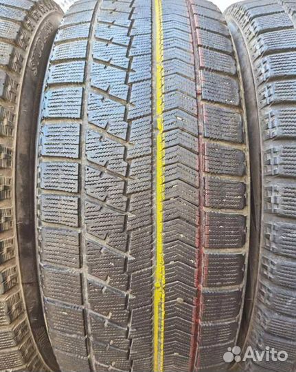 Bridgestone Blizzak VRX 215/55 R17 97V