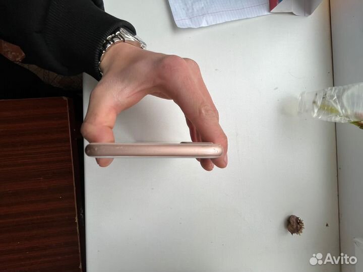 iPhone 8 Plus, 64 ГБ