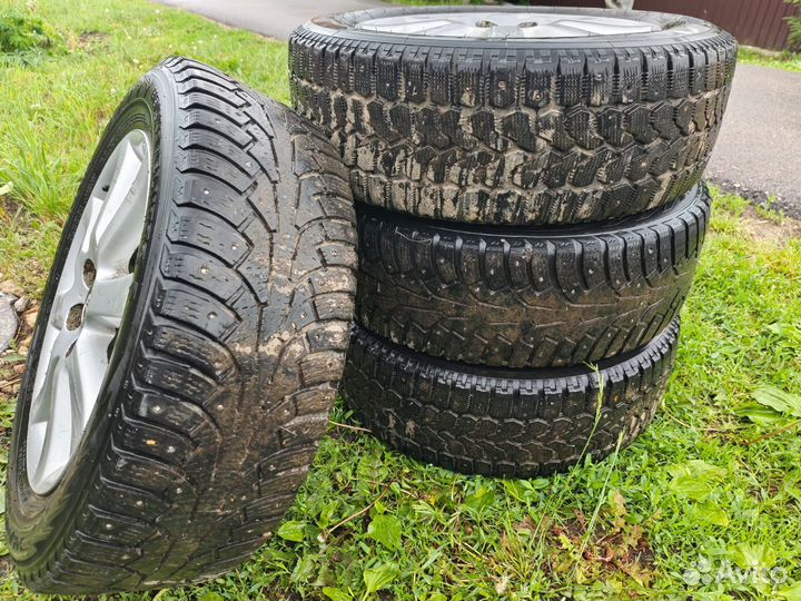 Зимние шины и диски r16 комплект