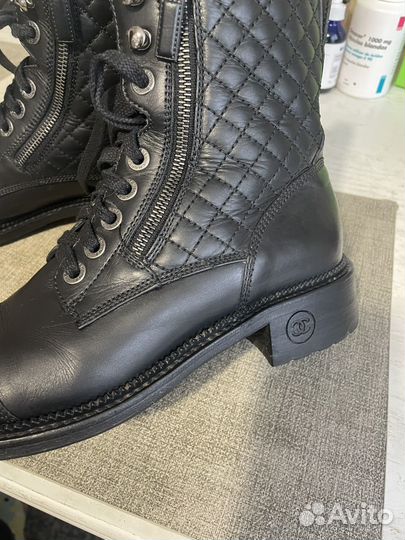 Ботинки осенние Chanel (38,5 размер)
