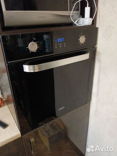 Духовой шкаф электрический DeLonghi