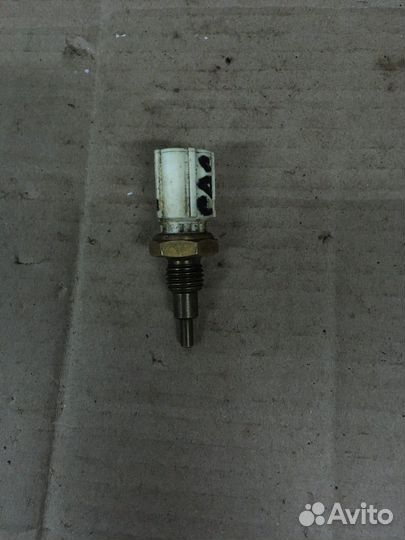 Toyota rav4 Датчик