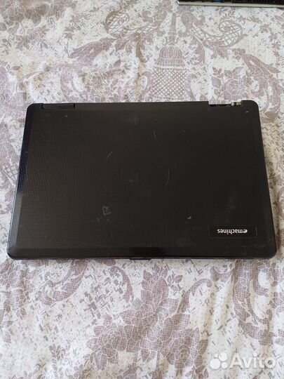 Ноутбук EMachines E725