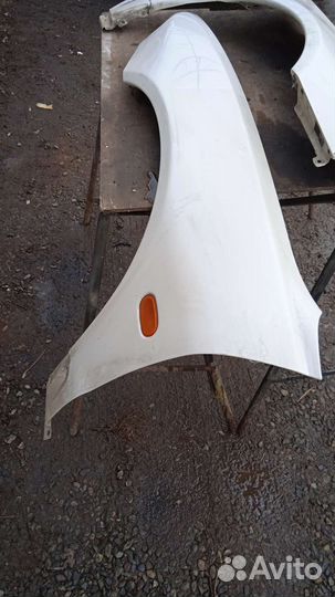 Капот на mitsubishi galant 8поколения