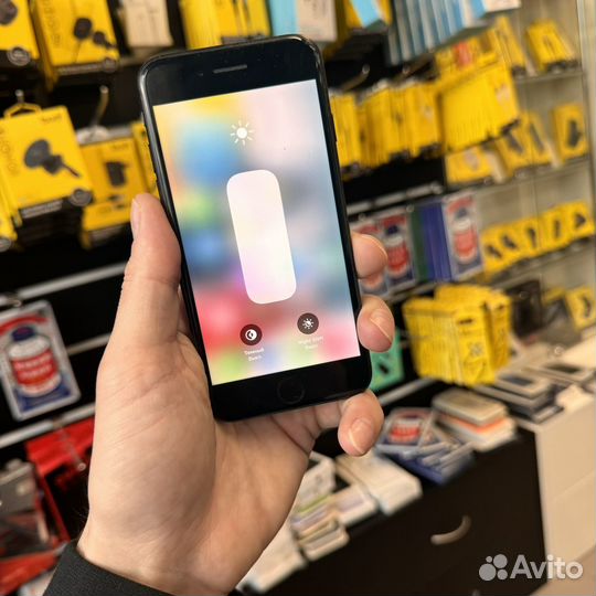 iPhone 7, 128 ГБ