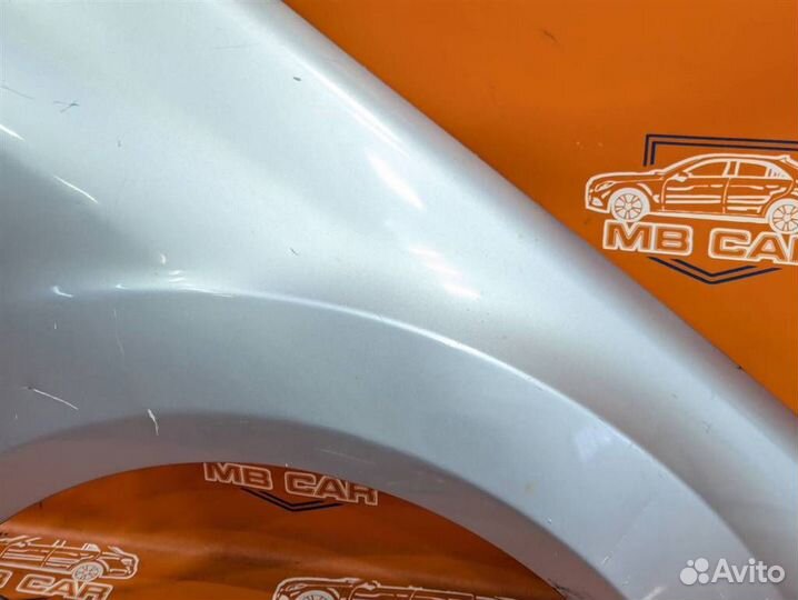 Крыло переднее правое w164 ML-class 642.940