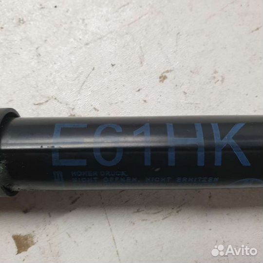 Амортизатор багажника BMW 5 E61 2007г. 7201468