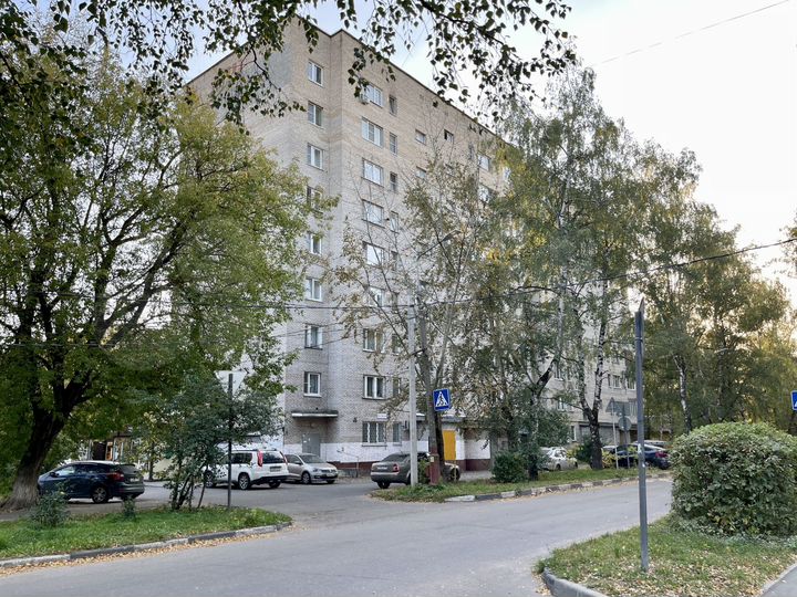 4-к. квартира, 80 м², 3/9 эт.
