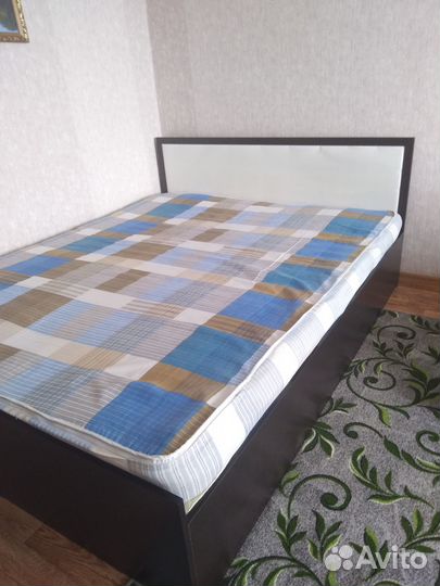 Кровать с матрасом бу