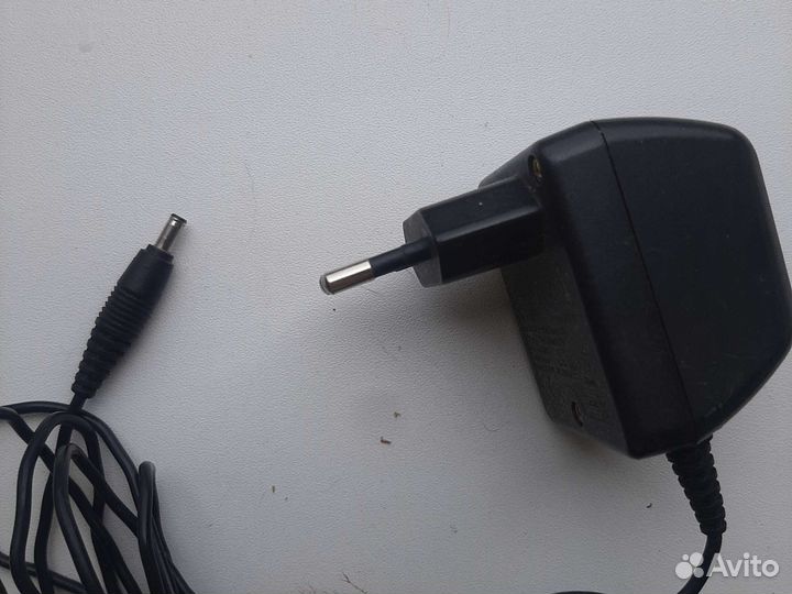 Зарядки различные. Бесплатно