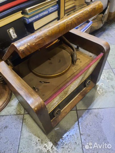 Радиола ламповая Рекорд 60 СССР 1960-е годы