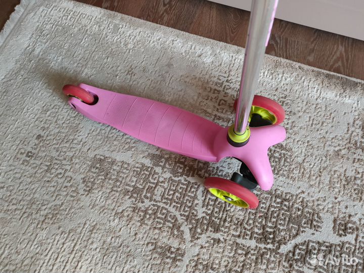 Самокат детский трехколесный