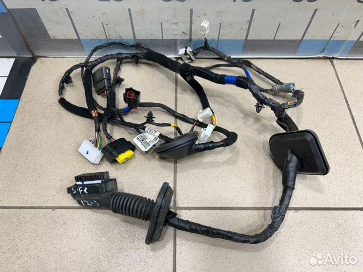 Проводка (коса) передняя правая Hyundai Santa Fe
