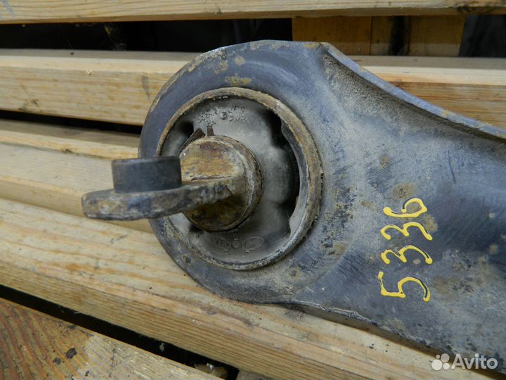 Hyundai i30 - Рычаг задний правый продольный