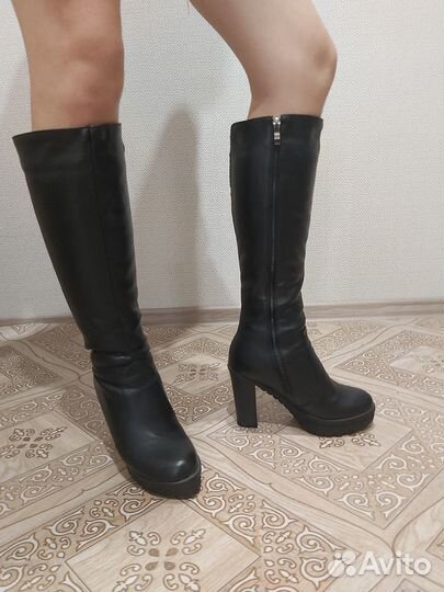 Продам зимние сапоги