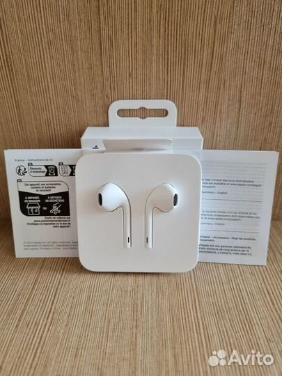 Наушники Apple EarPods с разъёмом USB-C оригинал
