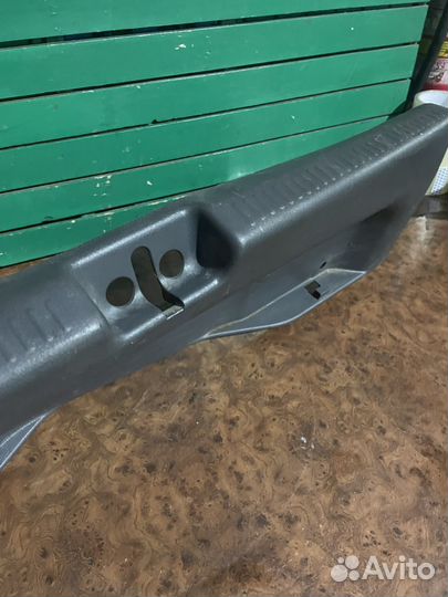 Накладка замка багажника Mitsubishi Lancer 9