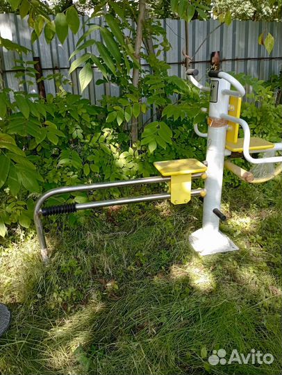 Уличный тренажер бу